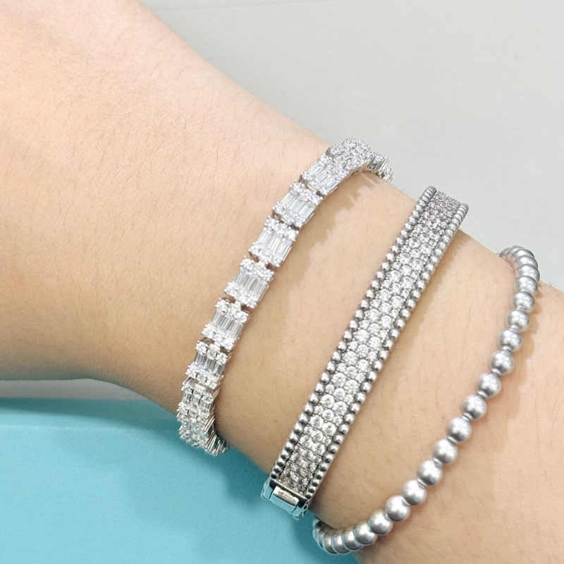 T*f*ny bracelets